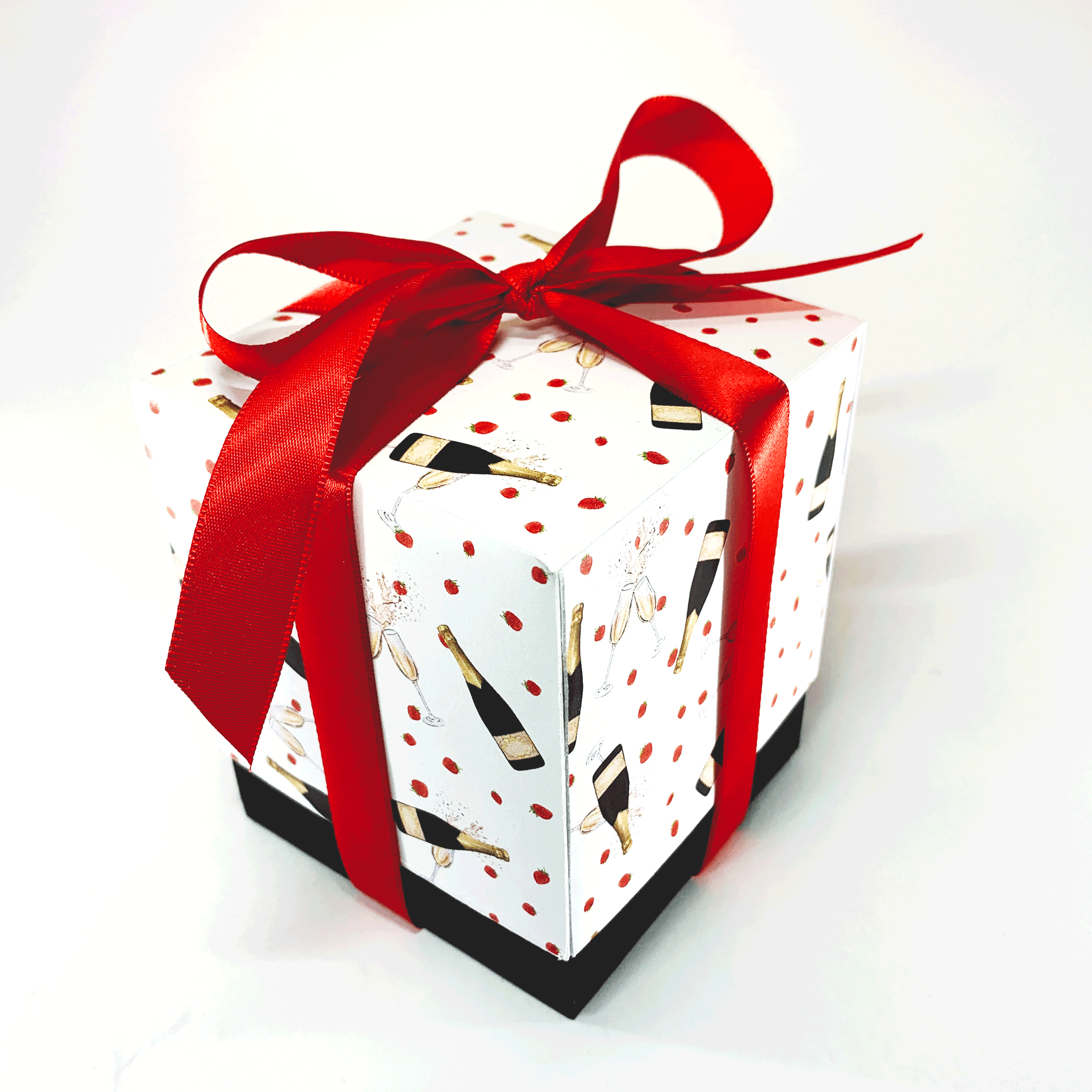 Sparkling Strawberry Soy Wax Candle - Medium